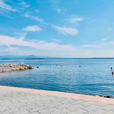 Palm Beach - Your Private And Complete Apartment In Desenzano Del Garda Dış mekan fotoğraf