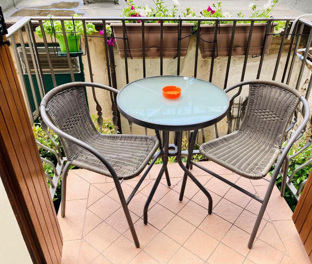 Palm Beach - Your Private And Complete Apartment In Desenzano Del Garda Dış mekan fotoğraf