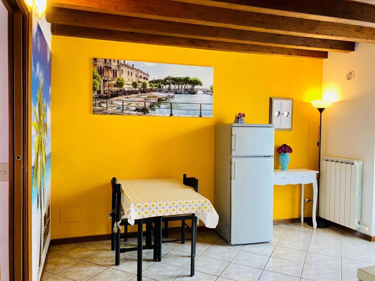 Palm Beach - Your Private And Complete Apartment In Desenzano Del Garda Dış mekan fotoğraf